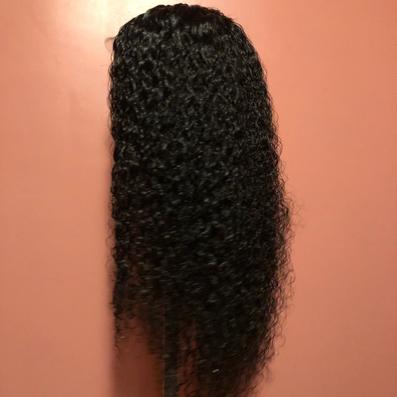 22 Inch Brazilian Deep Wave Lace Wig - Picture 3 of 5